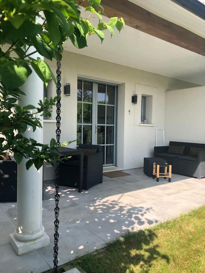 Bel Air Studios-terrasse Couverte-jardinet-vue Pont De Normandie-parking Prive Apartment Honfleur